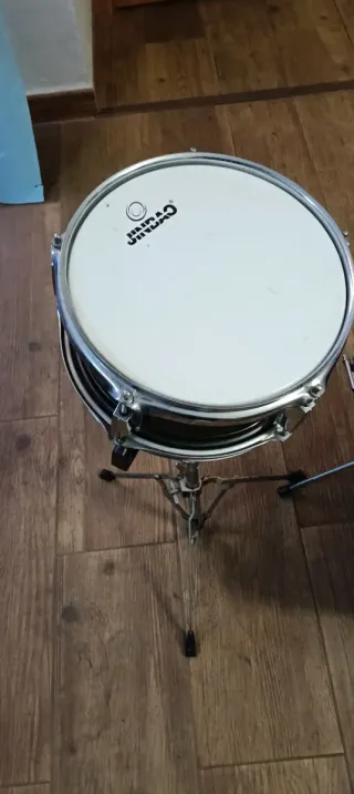 Batería infantil negra