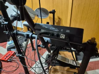 Batería Electrónica Alesis DM Lite