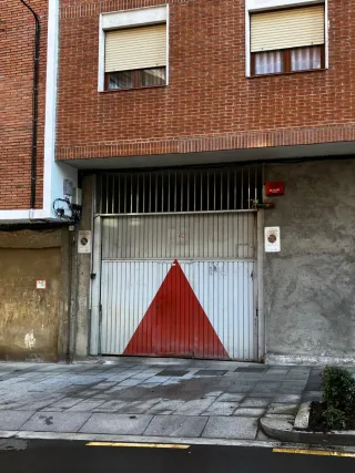 Parcela de garaje con trastero