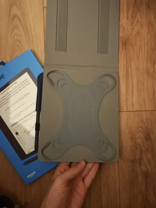 Kindle Scribe 16GB con funda