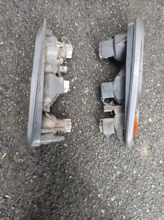 Pilotos Traseros Nissan Terrano II ,cada unidad.