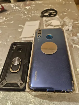 Huawei P Smart 2019 + Accessori