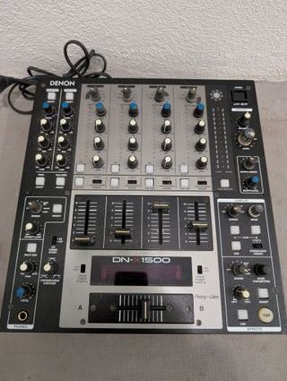 Mesa de mezclas Denon DN-X1500