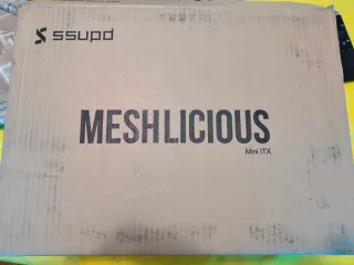 Caja Mini ITX SSUPD MeshliciousV1 PCIe 4.0 Blanca