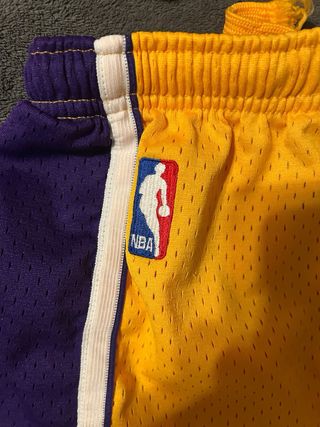 4 Pantalones Cortos NBA Adidas