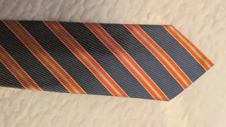 Corbata de seda natural rayas azul oscuro, rojo