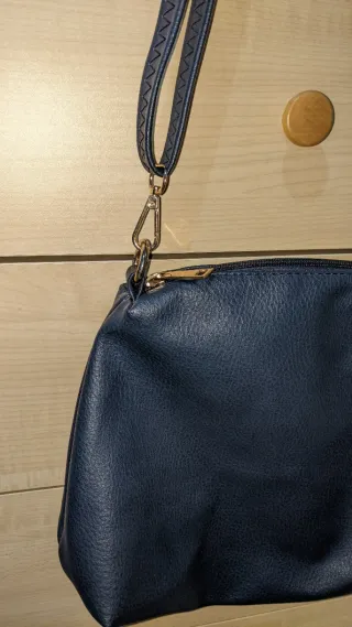 Bolso azul oscuro