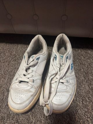 Zapatillas Kangaroos Talla 40 Blancas