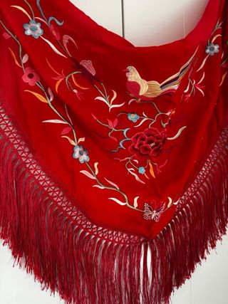 Mantoncillo Flamenco Bordado Rojo