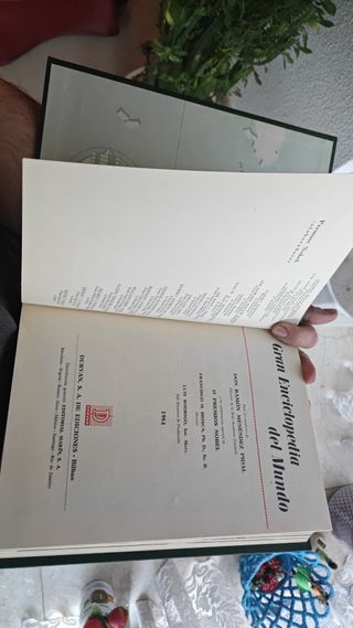 Gran Enciclopedia del Mundo – 23 tomos