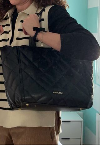 Bolso shopper Simorra negro acolchado