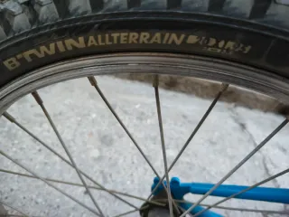 Bicicleta infantil Btwin azul