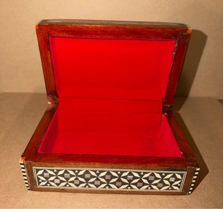 Caja joyero madera artesanal egipcia