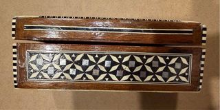 Caja joyero madera artesanal egipcia