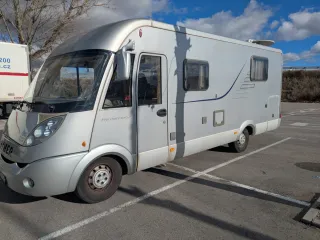 Autocarava Hymer integral cama isla 3.0 160cv