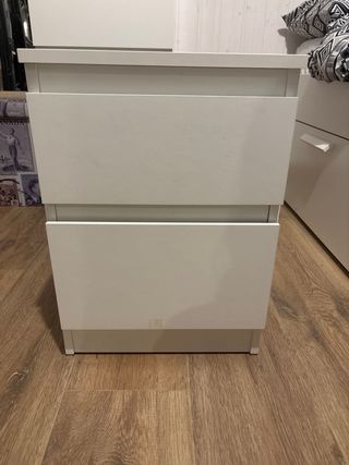 Mesita de noche blanca Ikea