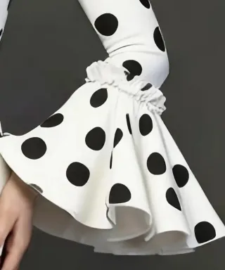 Vestido Flamenca Lunares Blanco y Negro