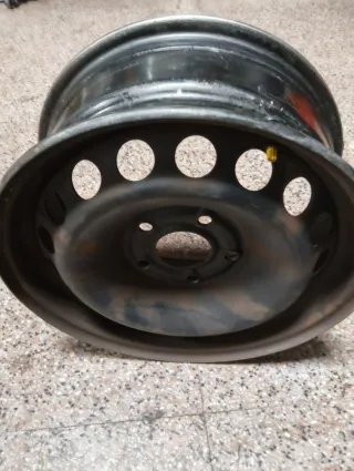 4 Llantas 15 Renault Megane 3 + 2 tapacubos