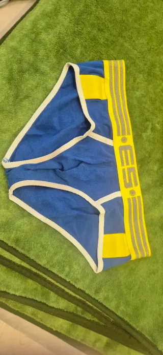 Calzoncillo .ES azul y amarilla