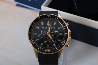 Reloj Maserati Sfida Cronógrafo Negro Dorado
