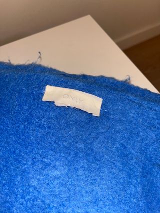 Bufanda Maxi ONLY Azul Eléctrico