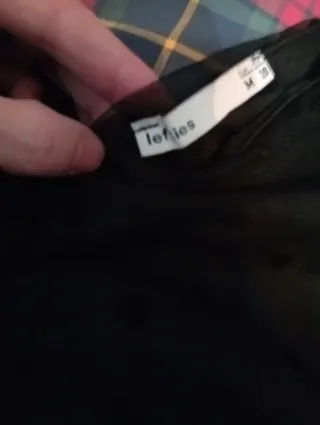 Vestido negro corto lunares mangas transparentes