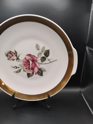 🇨🇿 Fuente porcelana Checa dorada rosas