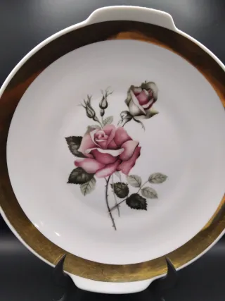 🇨🇿 Fuente porcelana Checa dorada rosas