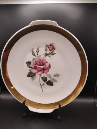 🇨🇿 Fuente porcelana Checa dorada rosas
