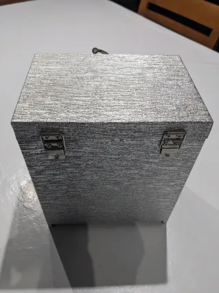 Joyero con cajones y cierre