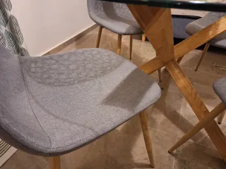 Mesa cristal redonda y 4 sillas