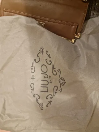 Borsa Liu Jo effetto pitone oro