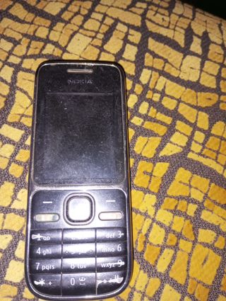 Teléfono Móvil Nokia C2 Negro