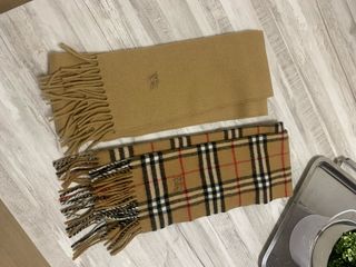 2 Bufandas Burberry Originales: Beige y Cuadros