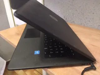 Portátil HP 17,3 N4120 8GB 256GB SSD Nuevo