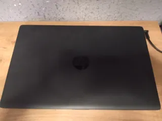 Portátil HP 17,3 N4120 8GB 256GB SSD Nuevo