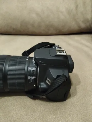 Fotocamera Canon EOS 250D