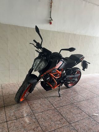 KTM Duke 125 Naked 2023