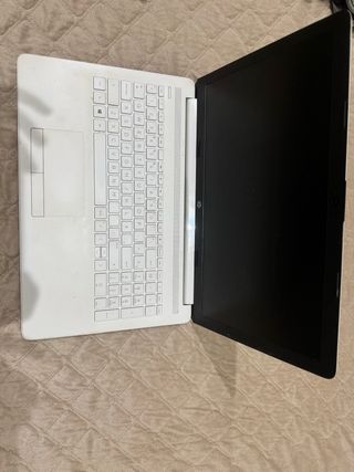 Ordenador Portátil HP Blanco