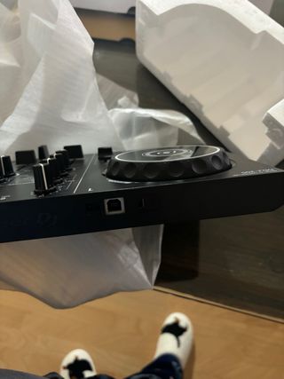 Controlador DJ Pioneer DDJ-200