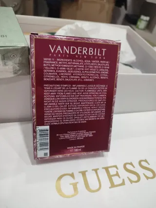 Gloria Vanderbilt Minuit Eau de Parfum 100ml