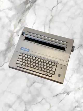 Macchina da scrivere Philips