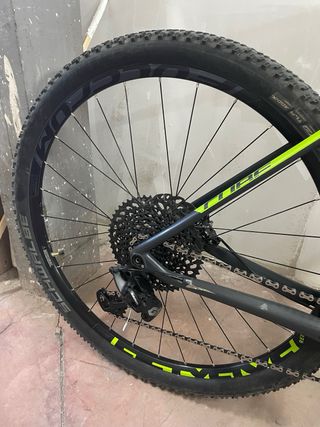 Bicicleta Cube Reaction C:62 RaceEagle