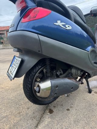 Piaggio X9 125