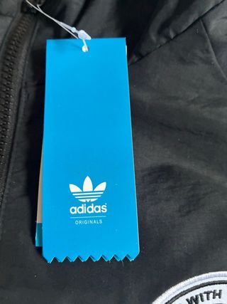 Chubasquero Adidas Negro y Blanco