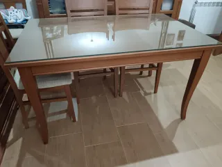 Conjunto mesa y sillas madera