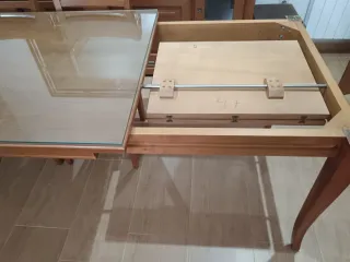 Conjunto mesa y sillas madera