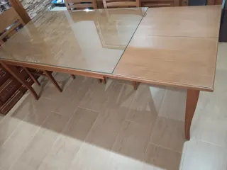 Conjunto mesa y sillas madera