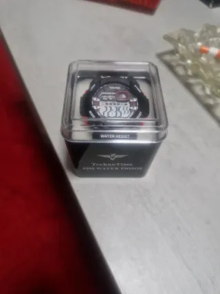 Reloj TechnoTime Negro y Rojo