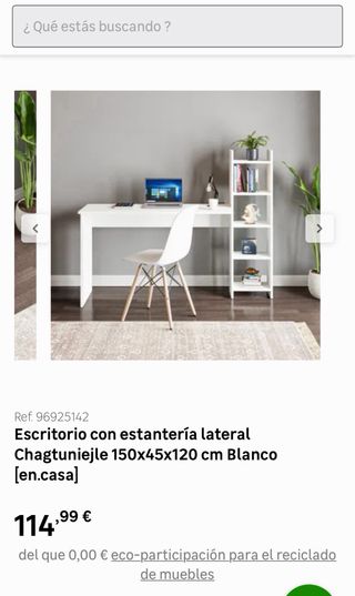 Escritorio blanco con estantería